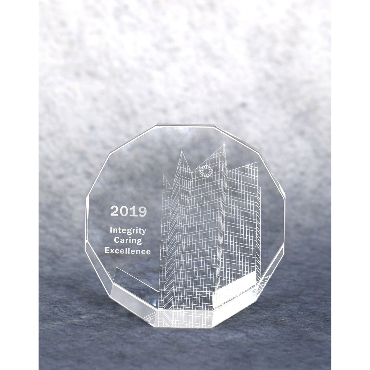Multi-Faceted Crystal Paperweight | Global Recognition Inc