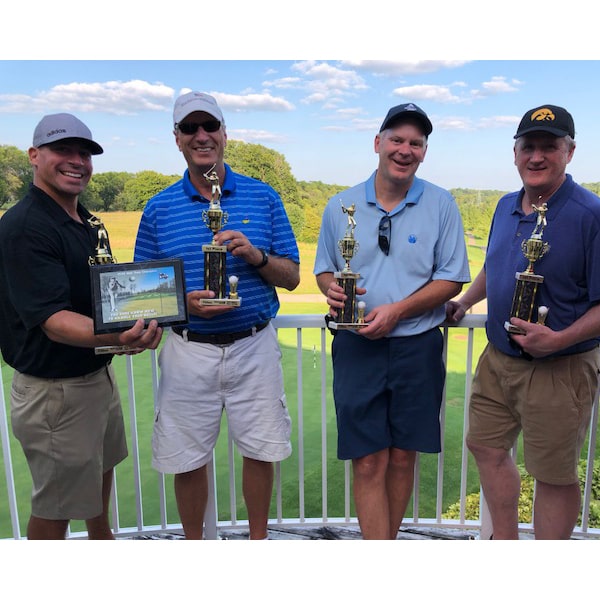 golfers with personalized golf trophies